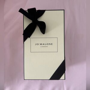 Jo Malone gift box